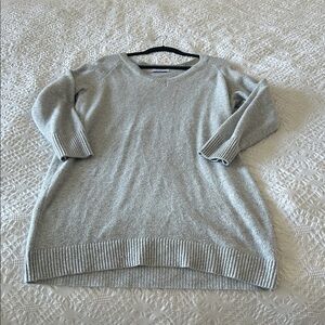 Old Navy Heather Gray V-Neck Sweater